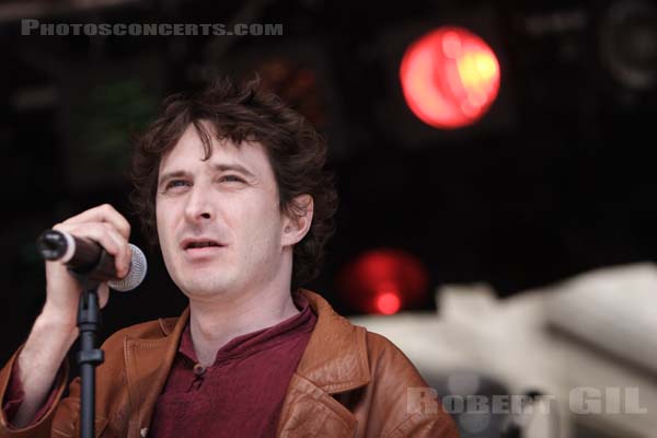 LOIC LANTOINE - 2006-04-02 - PARIS - Place de la Republique - 